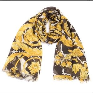 Versace women scarve